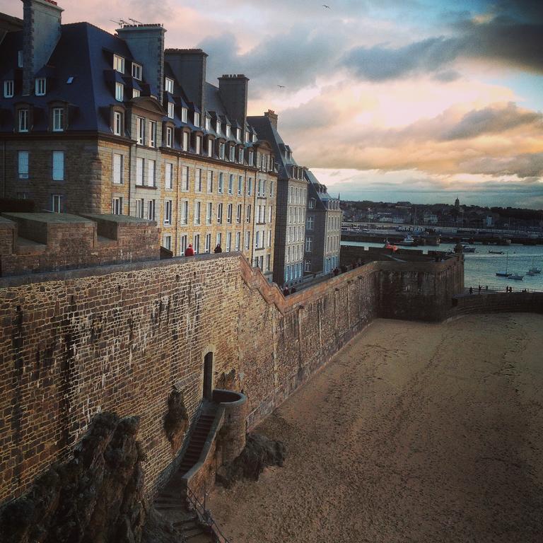 Apartment Le 1725 Saint-Malo Extérieur photo